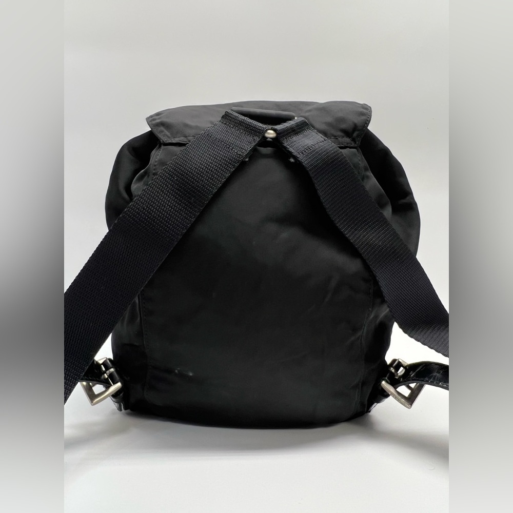 Prada backpack - Picture 6 of 12